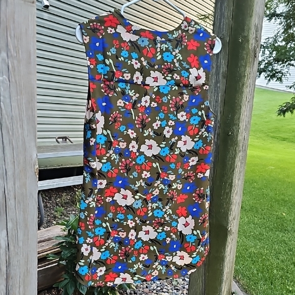 CAbi Multicolor Floral Blouse - Picture 3 of 4